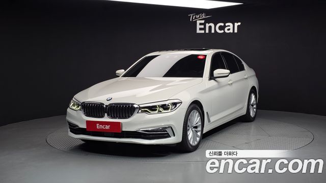 BMW 5-Series 520d Luxury, фото 1 из 4