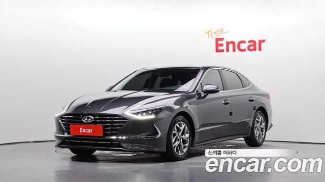 Hyundai Sonata 2.0, фото 1 из 4