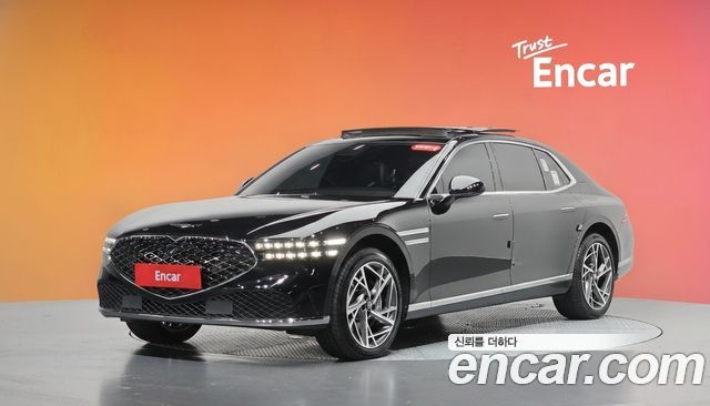 Genesis G90 3.5 Turbo AWD, фото 1 из 4