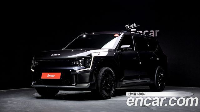 Kia EV9 Long Range 4WD, фото 1 из 4