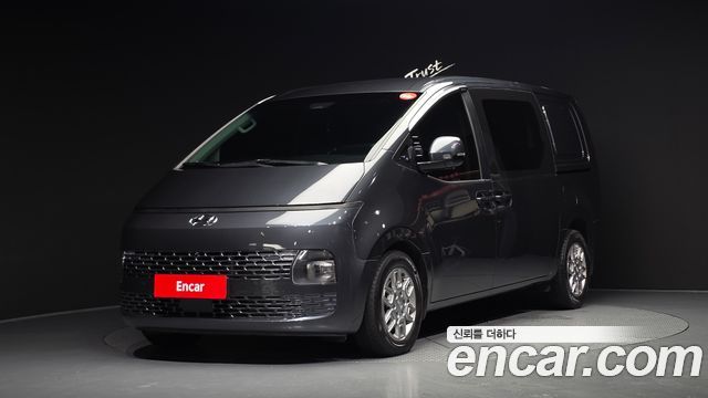 Hyundai Staria 5 мест, фото 1 из 4
