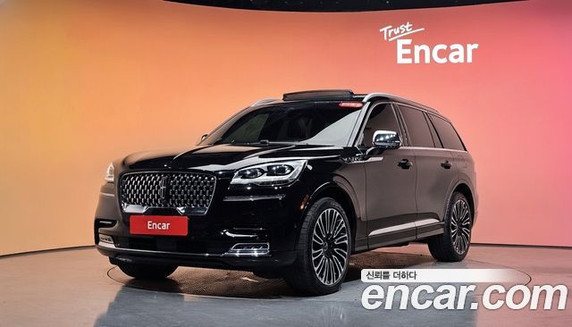 Lincoln Aviator 3.0 AWD, фото 1 из 4