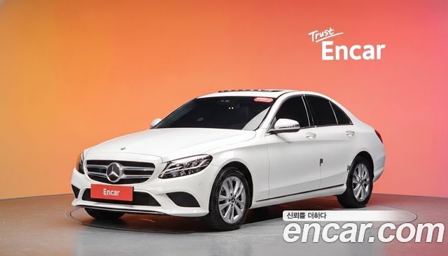Mercedes-Benz C-Class C200, фото 1 из 4