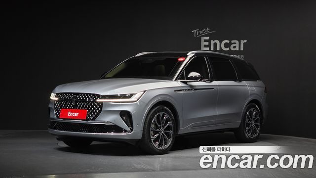 Lincoln Nautilus 2.0 AWD, фото 1 из 4