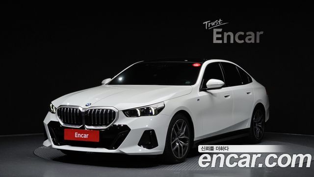 BMW 5-Series 520i M, фото 1 из 4