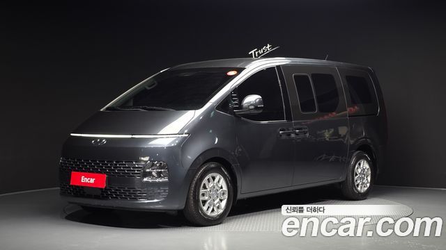 Hyundai Staria 5 мест, фото 1 из 4