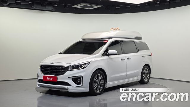 Kia Canival 9 мест Hi-Limousine, фото 1 из 4