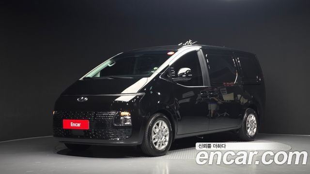 Hyundai Staria 3 мест, фото 1 из 4