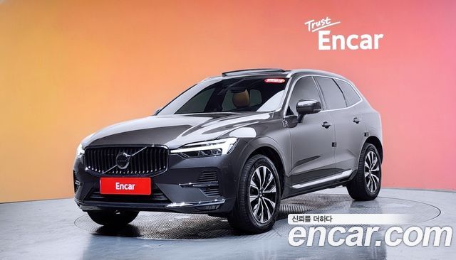 Volvo XC60 B5, фото 1 из 4
