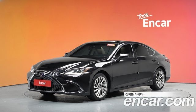 Lexus ES Luxury, фото 1 из 4