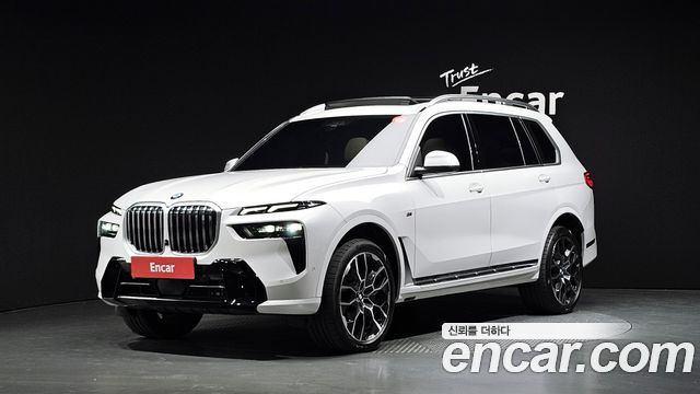 BMW X7 xDrive 40i M 6 мест, фото 1 из 4