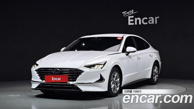 Hyundai Sonata 2.0, фото 1 из 4