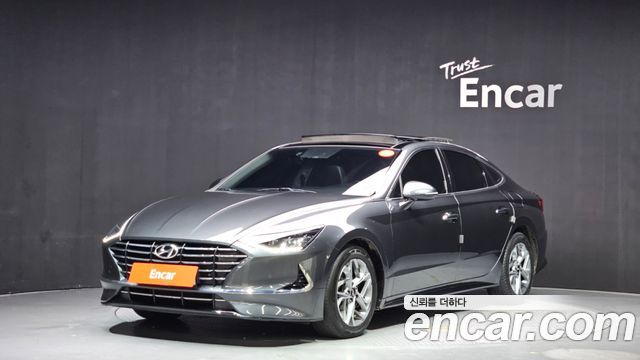 Hyundai Sonata 2.0, фото 1 из 4
