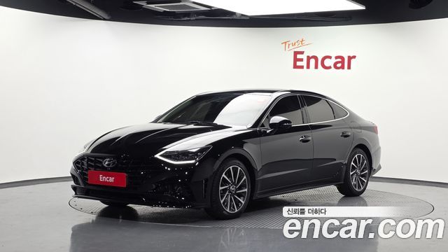 Hyundai Sonata 2.0, фото 1 из 4