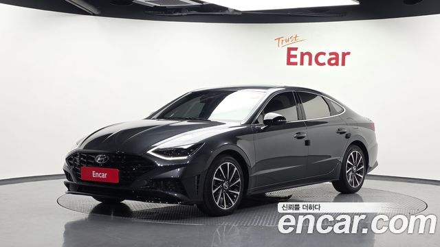 Hyundai Sonata 2.0, фото 1 из 4