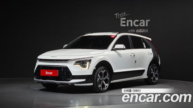 Kia Niro Signature, фото 1 из 4