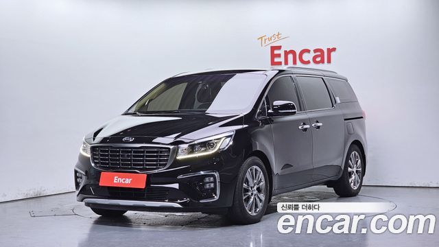 Kia Canival 9 мест Noblesse Special, фото 1 из 4