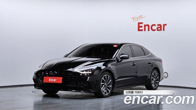 Hyundai Sonata 2.0, фото 1 из 4