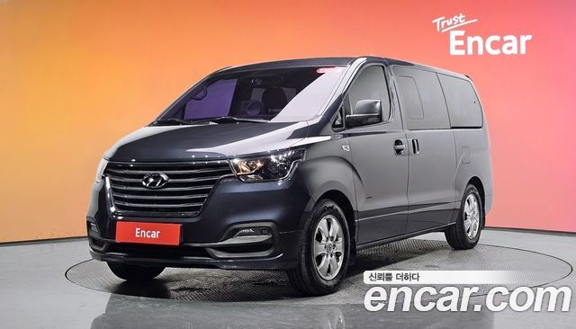 Hyundai Starex 9 мест, фото 1 из 4