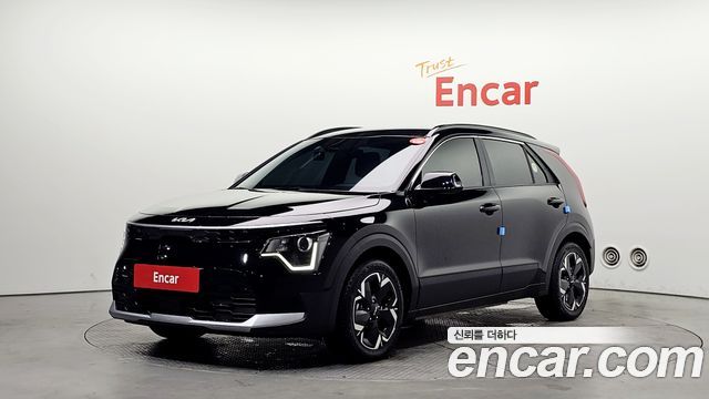 Kia Niro, фото 1 из 4