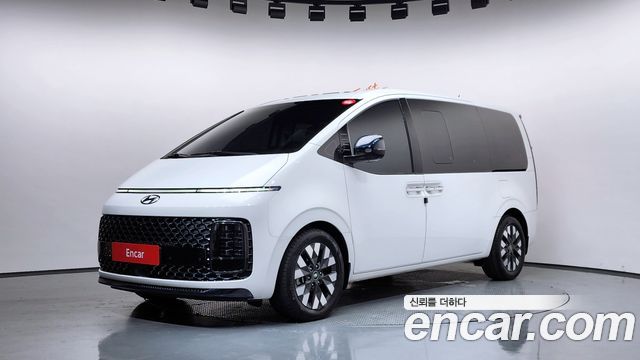 Hyundai Staria L3.5 9 мест, фото 1 из 4