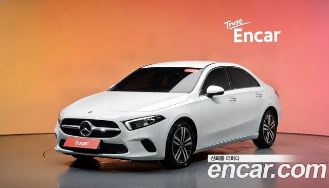 Mercedes-Benz A-Class A220, фото 1 из 4