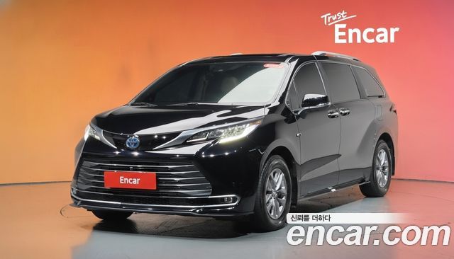 Toyota Sienna 2.5 AWD, фото 1 из 4