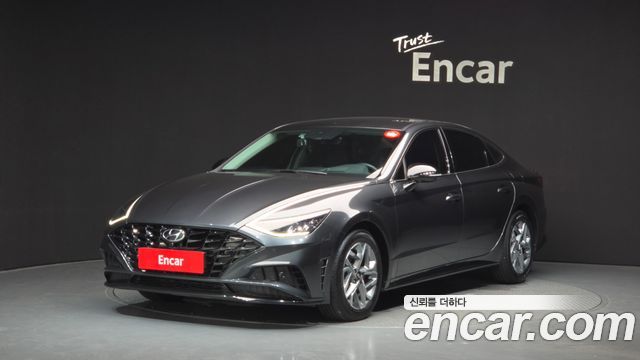 Hyundai Sonata 2.0, фото 1 из 4
