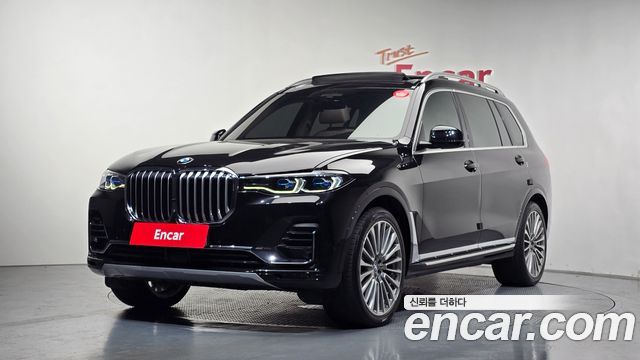 BMW X7 xDrive 40d 7 мест, фото 1 из 4