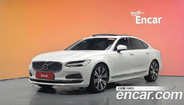 Volvo S90 T8 AWD, фото 1 из 4