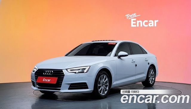 Audi A4 40 TFSI, фото 1 из 4