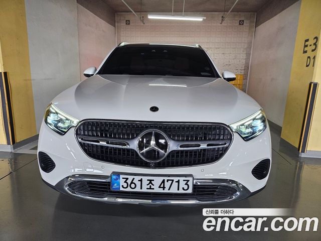 Mercedes-Benz GLC-Class GLC300 4MATIC, фото 1 из 4