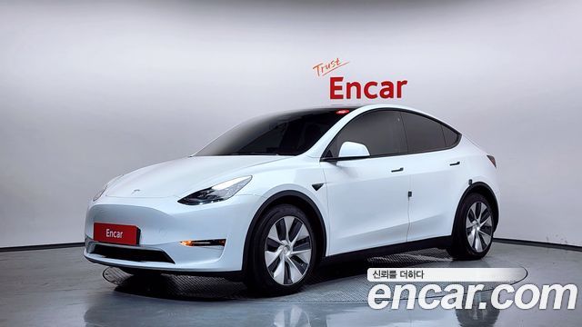 Tesla Model Y AWD, фото 1 из 4