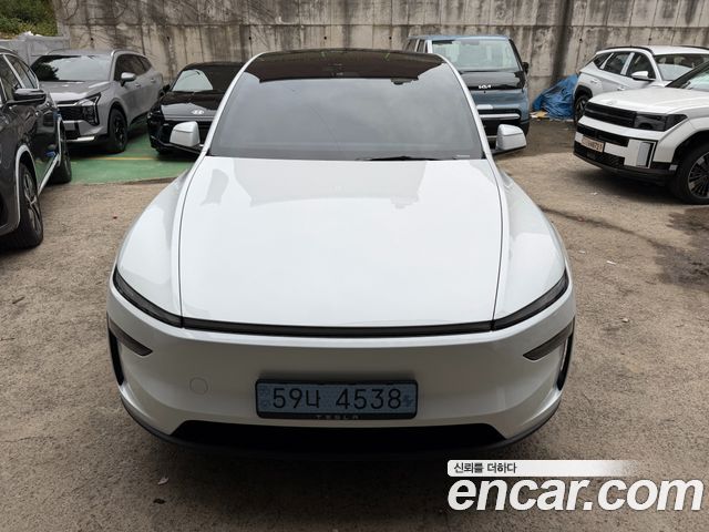 Tesla Model Y Premium RWD, фото 1 из 4