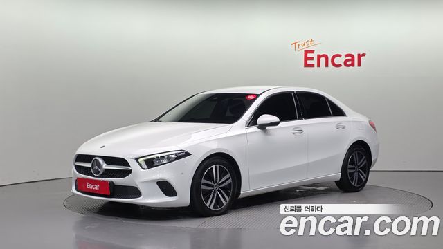 Mercedes-Benz A-Class A200d, фото 1 из 4