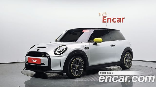 Mini Cooper SE, фото 1 из 4