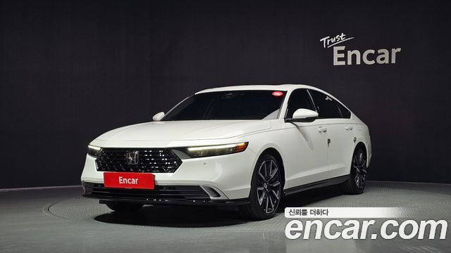 Honda Accord 2.0, фото 1 из 4
