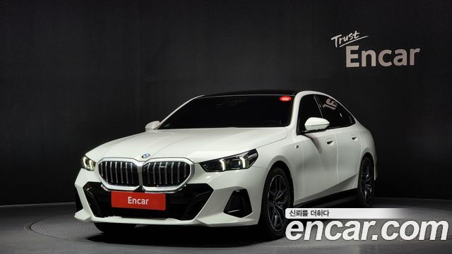 BMW 5-Series 520i M, фото 1 из 4