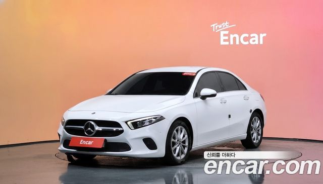 Mercedes-Benz A-Class A220, фото 1 из 4