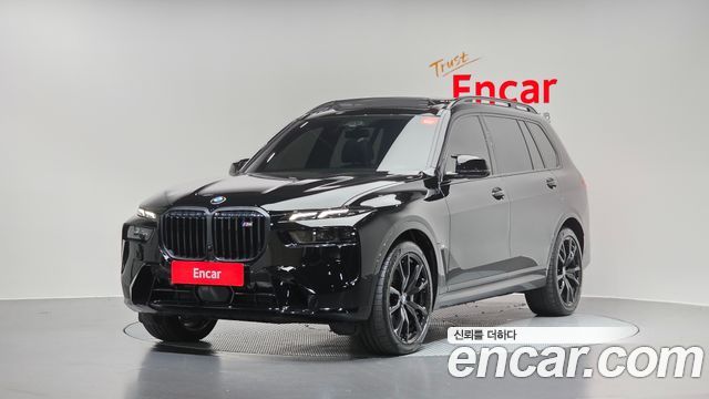 BMW X7 M60i xDrive M 6 мест, фото 1 из 4