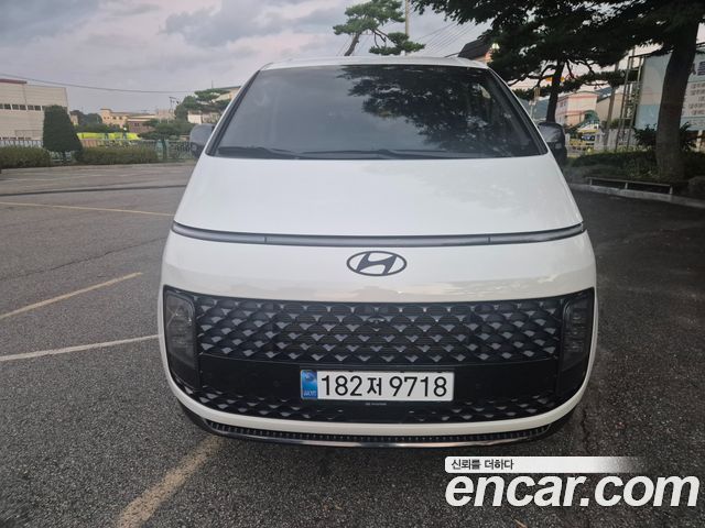 Hyundai Staria L3.5 7 мест, фото 1 из 4
