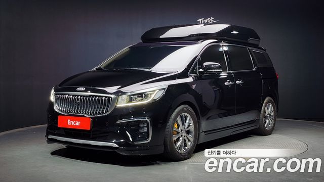 Kia Canival 7 мест Hi-Limousine, фото 1 из 4