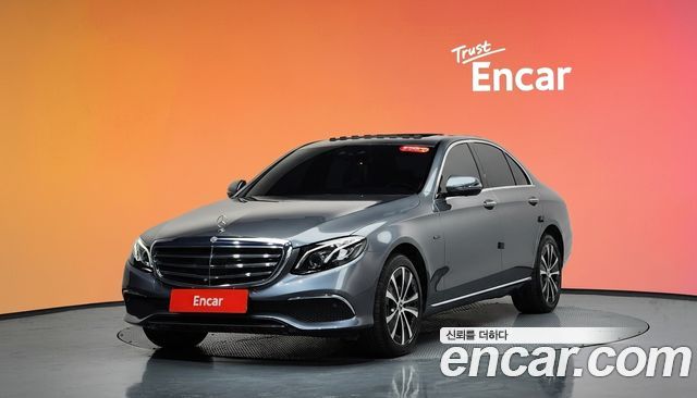 Mercedes-Benz E-Class E300e 4MATIC Exclusive, фото 1 из 4