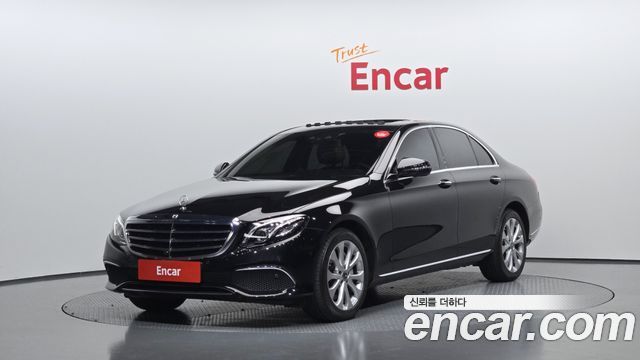 Mercedes-Benz E-Class E300 4MATIC Exclusive, фото 1 из 4