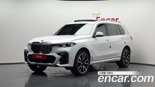 BMW X7 xDrive 40i M 6 мест, фото 1 из 4