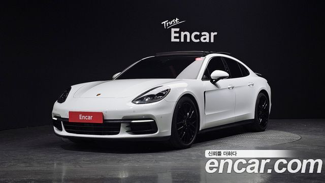 Porsche Panamera 3.0 AWD, фото 1 из 4