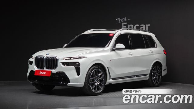 BMW X7 xDrive 40i M 6 мест, фото 1 из 4