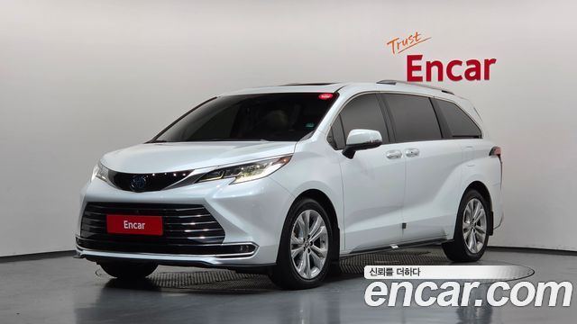 Toyota Sienna 2.5 2WD, фото 1 из 4