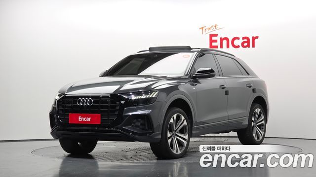 Audi Q8 55 TFSI Premium, фото 1 из 4