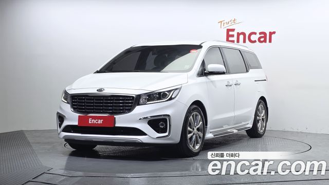 Kia Canival 9 мест Prestige, фото 1 из 4